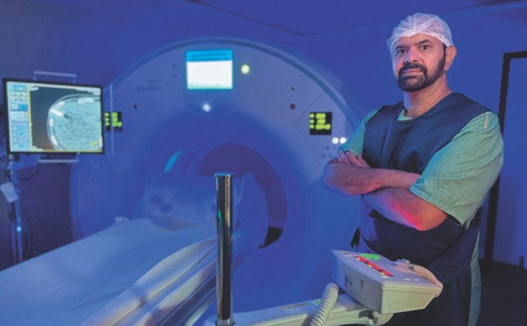 Cirurgias sem cortes mudam tratamento de doenças graves