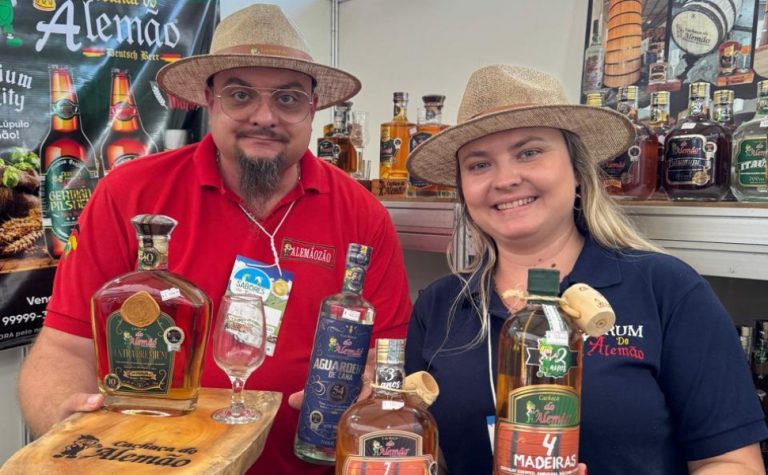 Delícias caseiras em feira na Praça do Papa