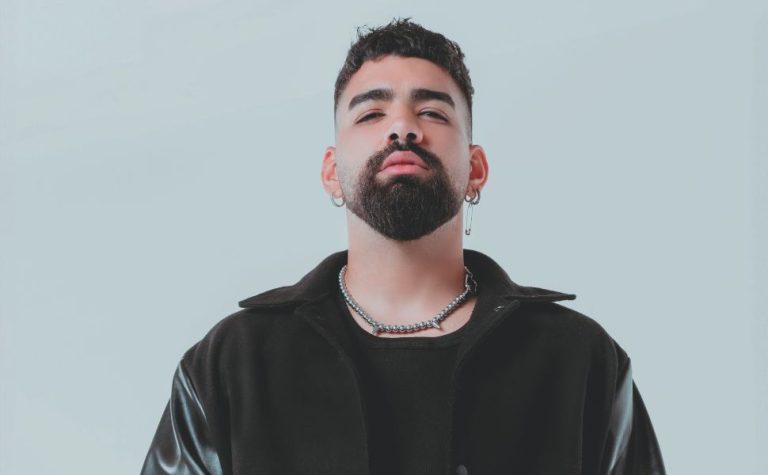 Dilsinho abre o Botecão 2026 com show gratuito em Vitória