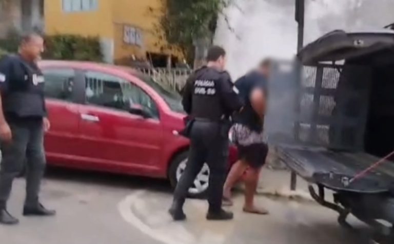 Dupla é presa acusada de furtar 74 aparelhos de ar-condicionado em Viana