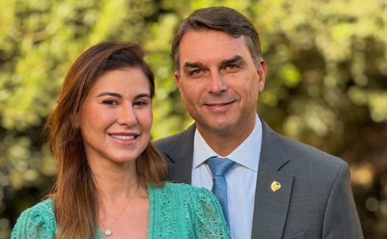 Esposa de Flávio Bolsonaro entrará na campanha