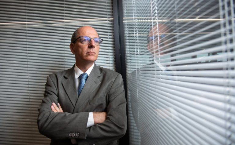 Estudos defendem aposentadoria aos 67 anos em nova reforma