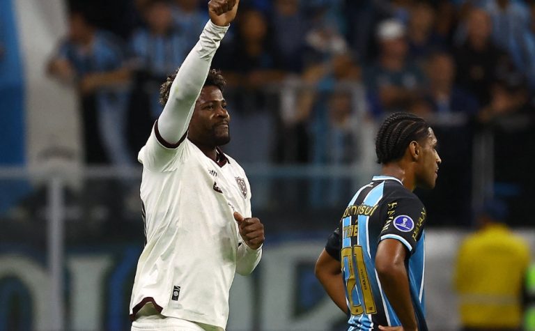 Grêmio perde para o Bolívar-BOL e cai pela 2ª vez seguida nos playoffs da Sula