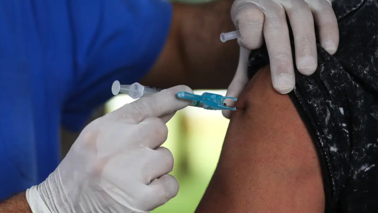 Gripe: Anvisa aprova nova vacina com 73% de eficácia