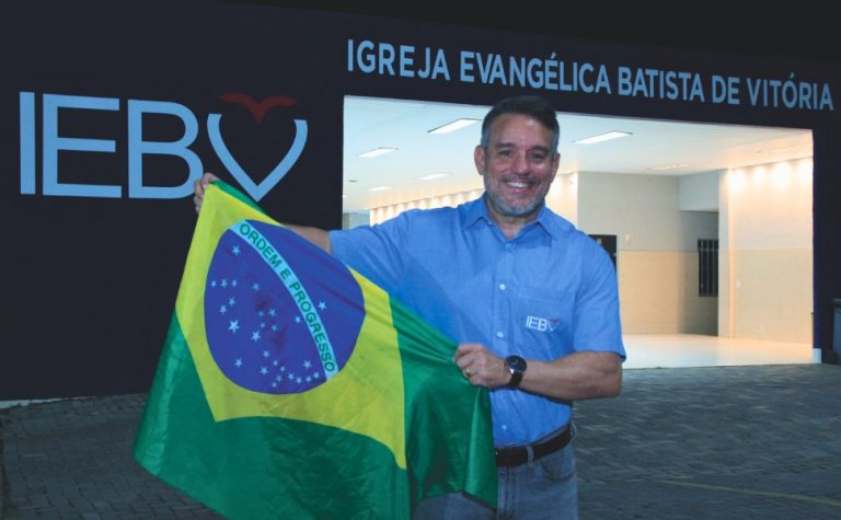 Igrejas mudam os horários de missas e cultos por conta do jogo do Brasil na Copa