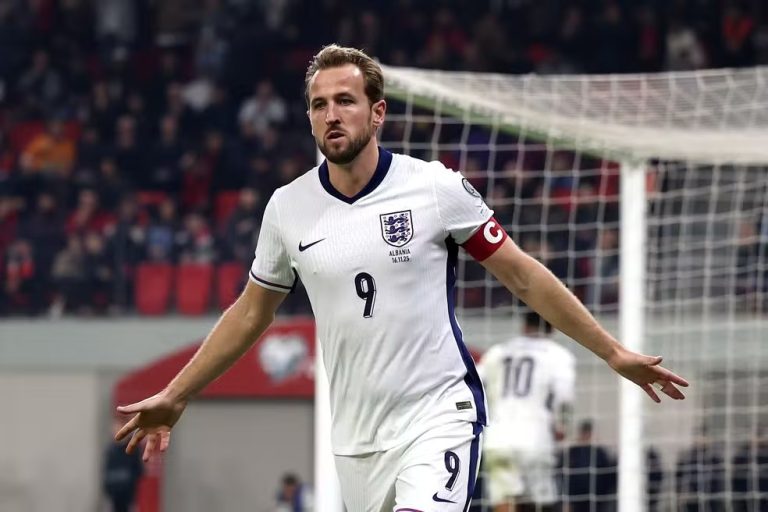 Inglaterra encara o México e a pressão do Azteca