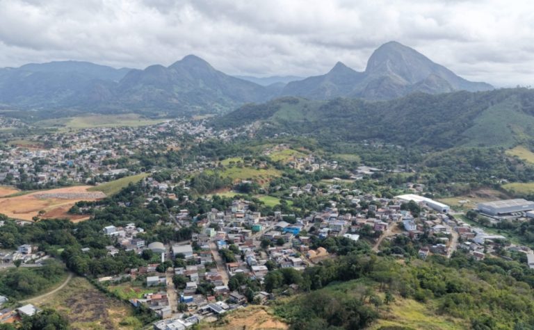 Investimento de R$ 32 milhões para obras de pavimentação e saneamento em Cariacica