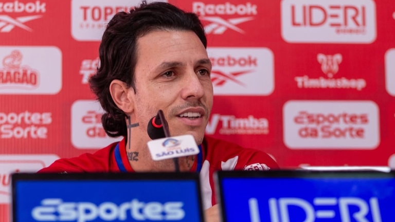 Jean Carlos volta ao Náutico focado no acesso à Série A