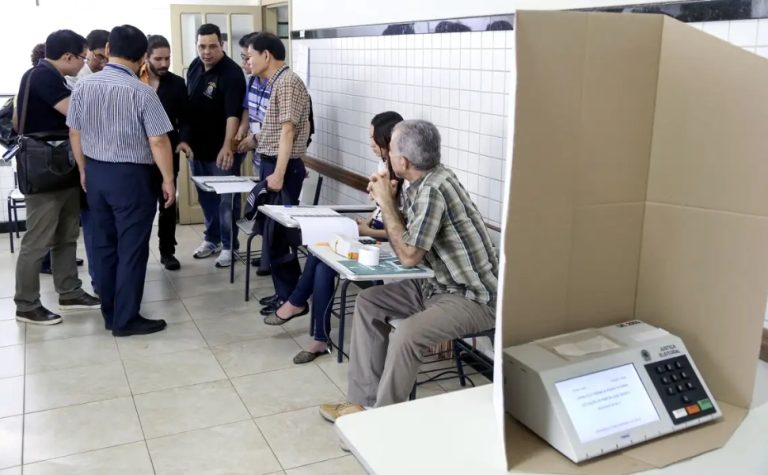 Justiça Eleitoral começa a convocar mesários para eleições de outubro