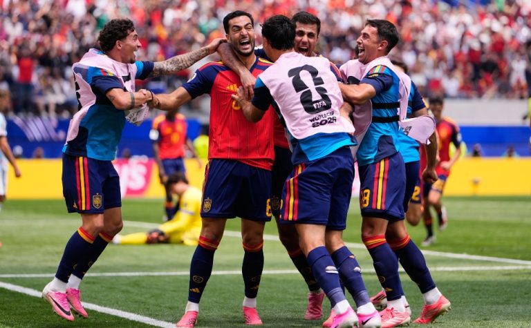 Merino projeta duelo entre Espanha e França nas semis da Copa: ‘Igual para igual’