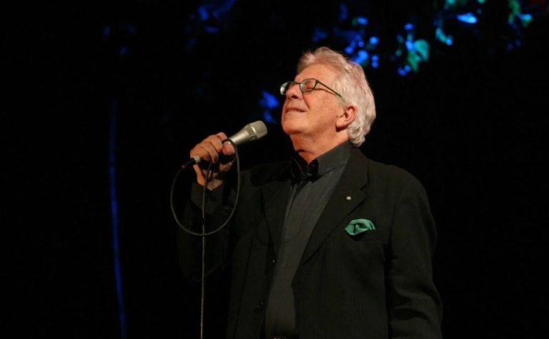 Morre cantor e compositor Peppino Di Capri, do sucesso ‘Champagne’, aos 86 anos
