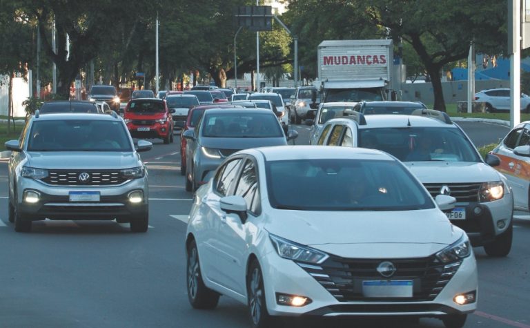 Motorista recebe seis multas de uma só vez