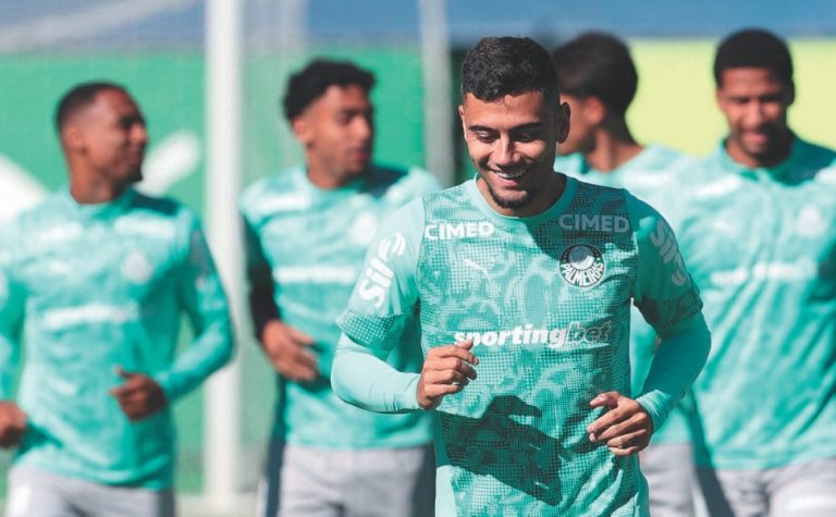 Palmeiras volta à campo contra o Coritiba para defender a liderança