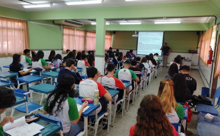 Pé-de-Meia 2026: nascidos em novembro e dezembro recebem 4ª parcela
