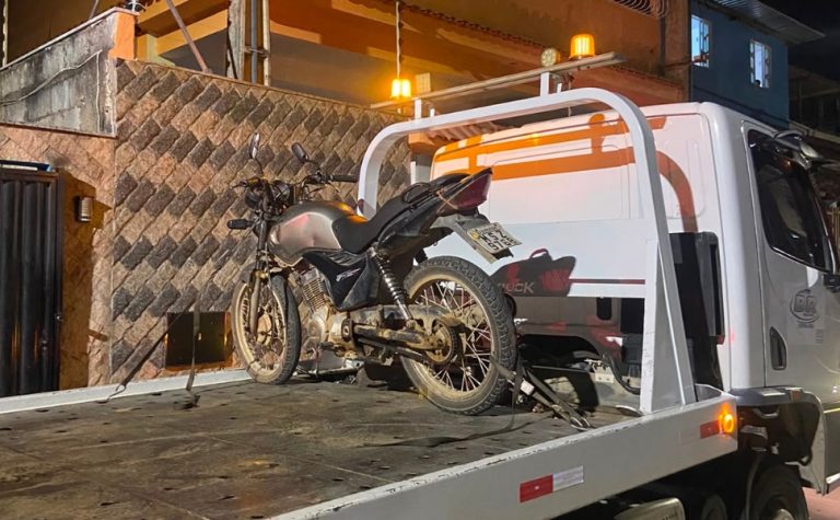 Perseguição em alta velocidade termina com motociclista algemado em Cachoeiro