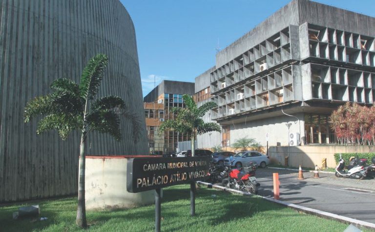 Poder Legislativo: gastos das Câmaras subiram 34% em 3 anos