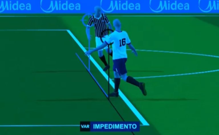 Por que o impedimento semiautomático do Brasileirão não é igual ao da Copa