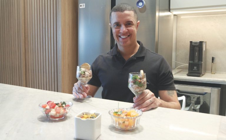 Quatro receitas refrescantes de ceviche com frutas