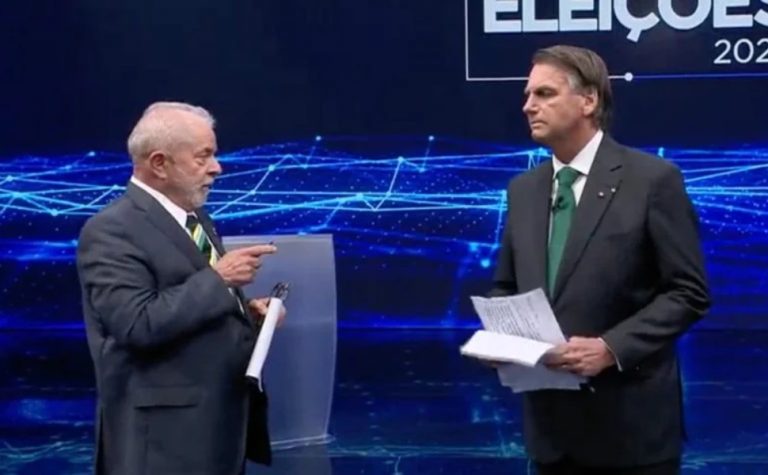 Só um terço das falas de políticos checadas se mostram verdadeiras, diz estudo