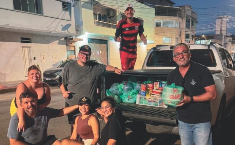 Solidariedade para ajudar quem tem fome e frio nas ruas