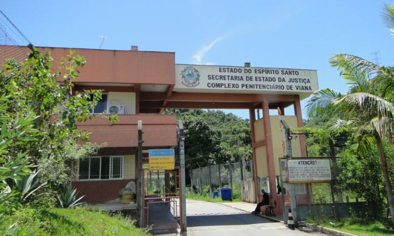 Suspeito de matar caminhoneiro é preso em uma oficina em Cariacica