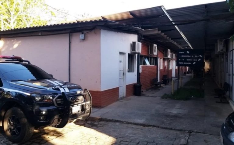 Suspeito de perseguir e tentar colocar fogo na casa da vizinha é preso no ES