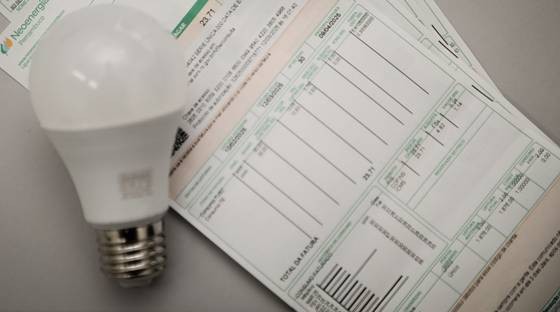 Tarifa social de energia elétrica: 176 mil podem perder gratuidade em PE