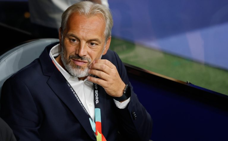 Técnico da RD Congo sabe da morte do pai na entrevista coletiva