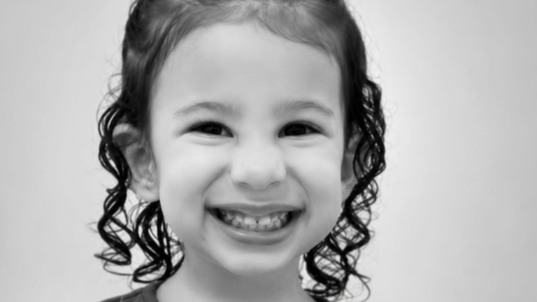 Tragédia em Olinda: bebê de 1 ano e 11 meses morre afogada em piscina