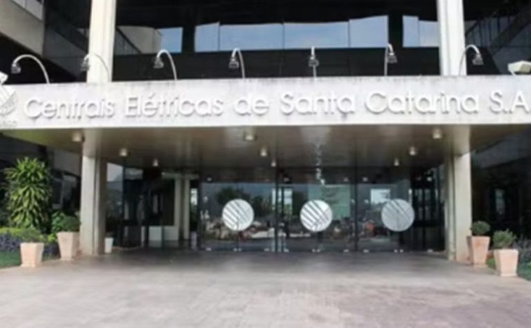 Agência de energia de SC abre concurso com salários de até R$ 6,9 mil