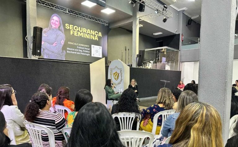 Agosto Lilás: palestras em igrejas ampliam debate sobre violência doméstica