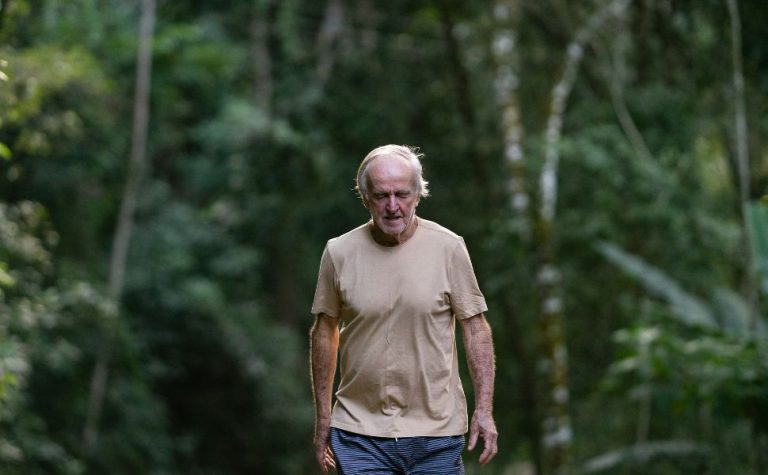 Brasileiros vivem mais, mas passam 12 anos com doenças