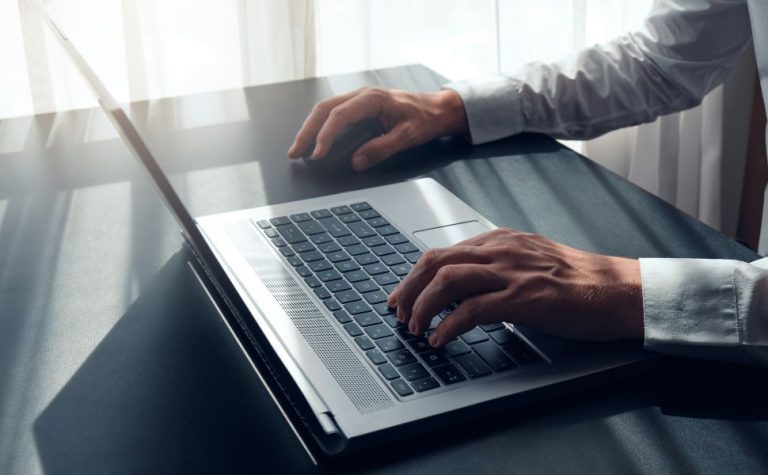 Confira o que pode levar à demissão por justa causa