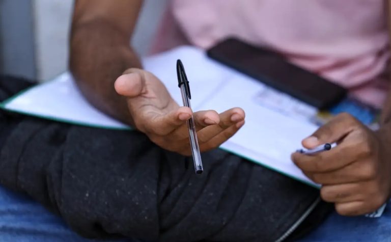 Fies 2026: estudantes devem completar informações até esta terça
