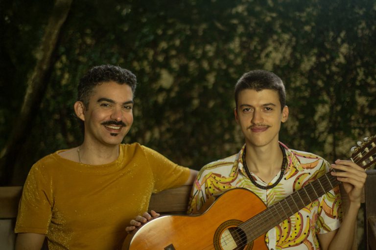 Garimpo Sonoro reúne moda circular, música ao vivo, vinis raros
