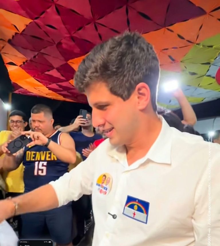 João Campos inicia campanha neste domingo com adesivaço e caminhada