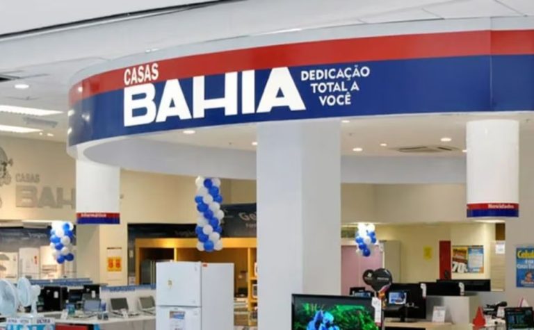 Justiça mantém suspensas as demissões na Casas Bahia