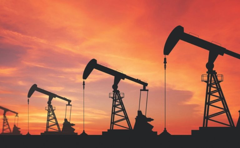 Justiça trava avanço do petróleo em áreas ligadas ao Espírito Santo