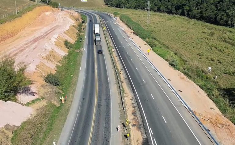 Mais 5,5 quilômetros de pista duplicada são liberadas na BR-101