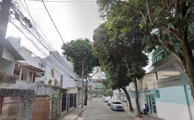 Menino de 12 anos cai de 8º andar de prédio em Jardim Camburi