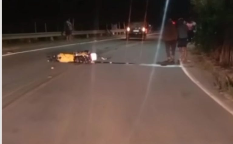 Motociclista morre em colisão frontal após invadir contramão no ES
