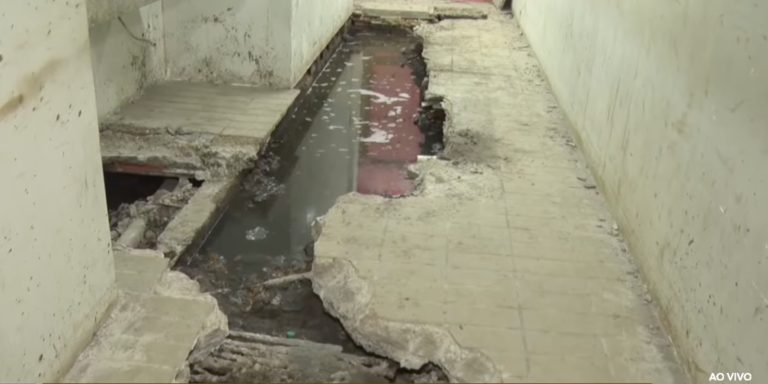 Obras de saneamento no Hospital da Restauração expõem problemas no esgoto
