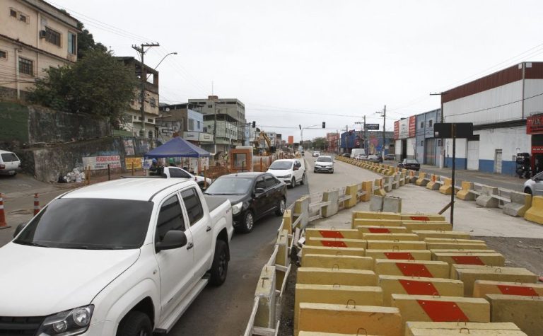 Obras na Lindenberg provocam mudança no trânsito a partir desta quinta