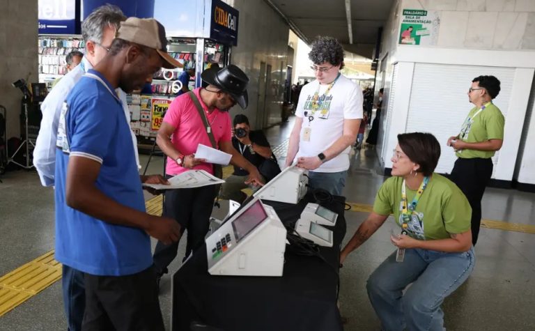 Partidos têm até o dia 15 para registrarem candidaturas nos tribunais