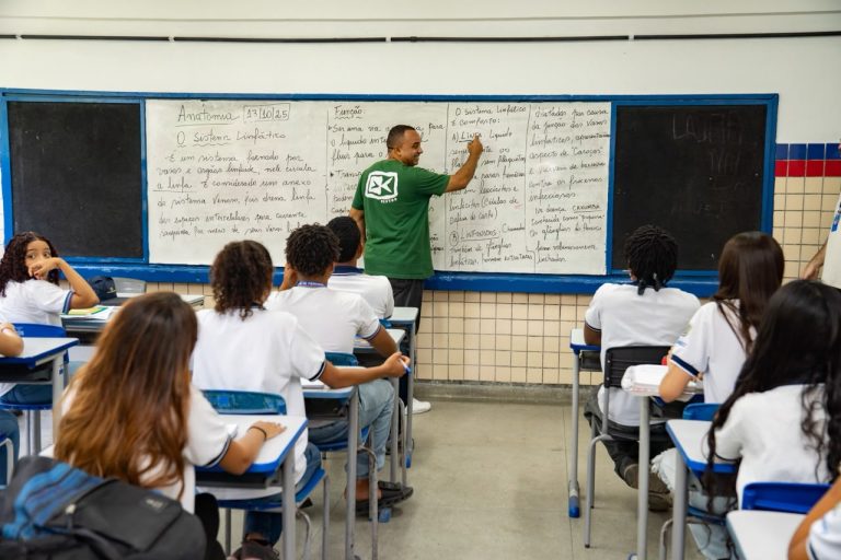 Pernambuco segue entre as 3 melhores notas do Brasil no Ideb do ensino médio