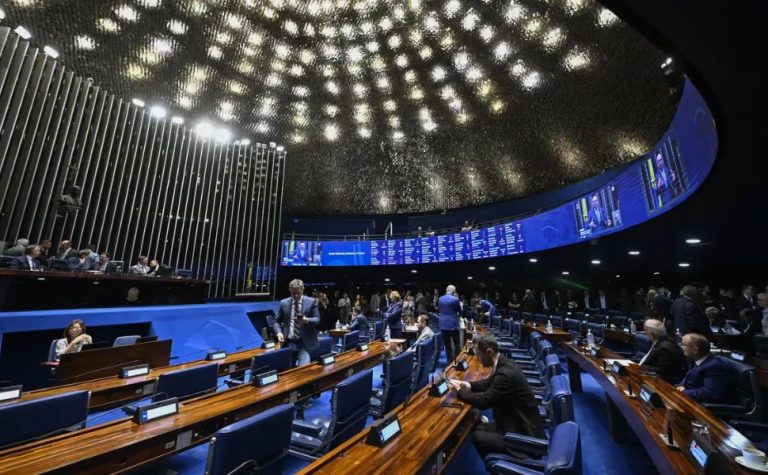 Senado aprova empréstimos de US$ 1,8 bi para estados e municípios