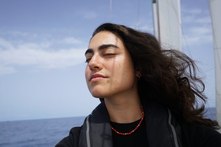 Tamara Klink recua após pedir que parem de comprar seu livro: ‘Errei’