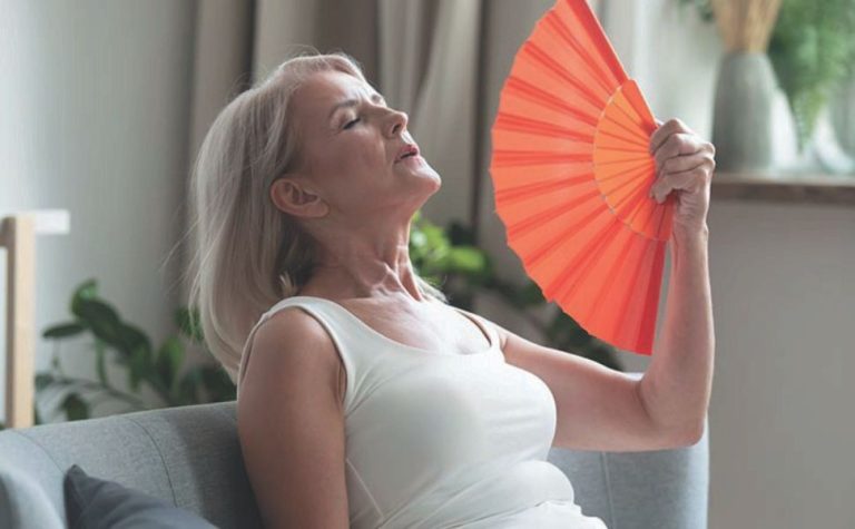Unidades da Grande Vitória oferecem apoio contra efeitos da menopausa