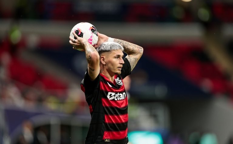 Varela ganha força no Flamengo contra o Mirassol pelo Brasileirão