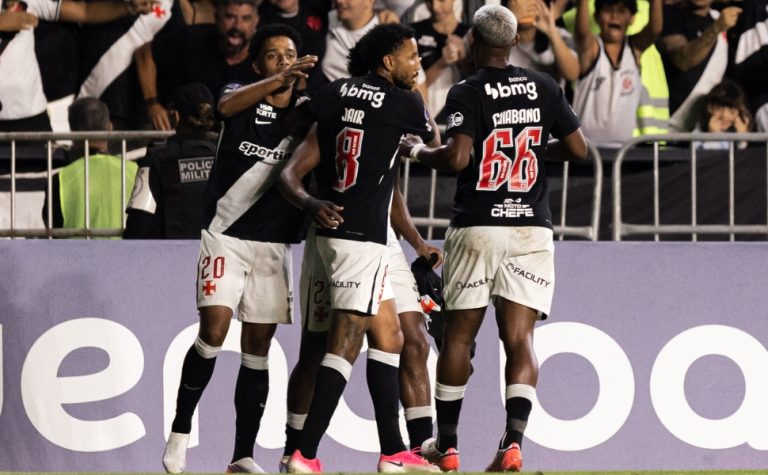 Vasco tem “decisão” contra o Santos em São Januário pelo Brasileirão